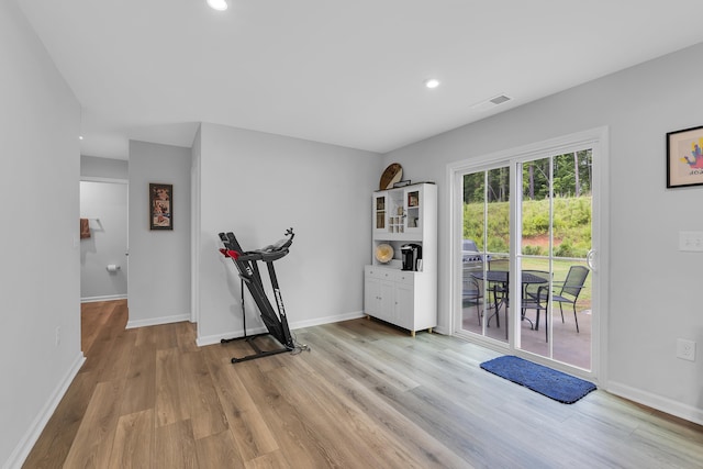 2097 Evanston, Wellford, SC 29385 - workout area featuring light wood finished floors, baseboards, and recessed lighting