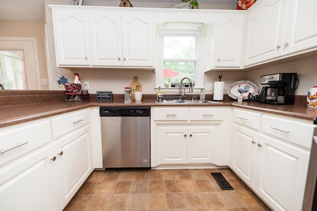 477 Cresthaven, Boiling Springs, SC 29316 - kitchen with dishwasher, a sink, dark countertops, and white cabinets