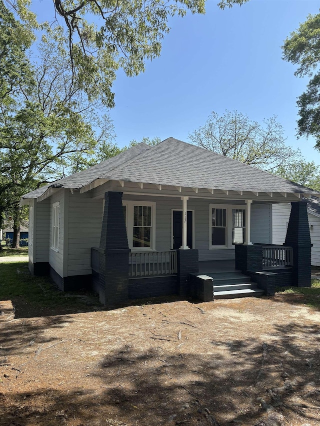 112 Scruggs, Spartanburg, SC 29303 - bungalow featuring covered porch and a shingled roof
