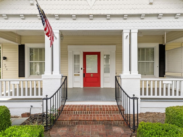 772 Glendalyn, Spartanburg, SC 29302 - property entrance featuring covered porch and a tiled roof