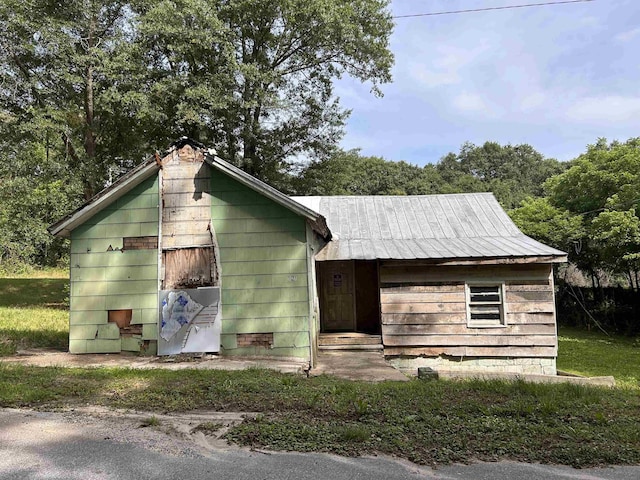 121 Love, Pacolet, SC 29372 - view of bungalow-style house