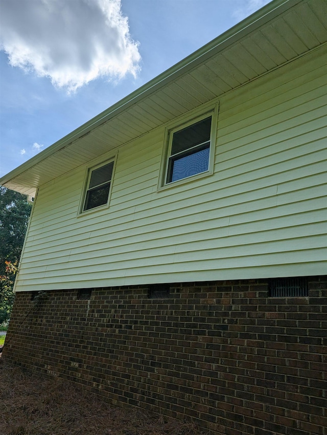 126 Loblolly, Wellford, SC 29385 - view of property exterior with crawl space