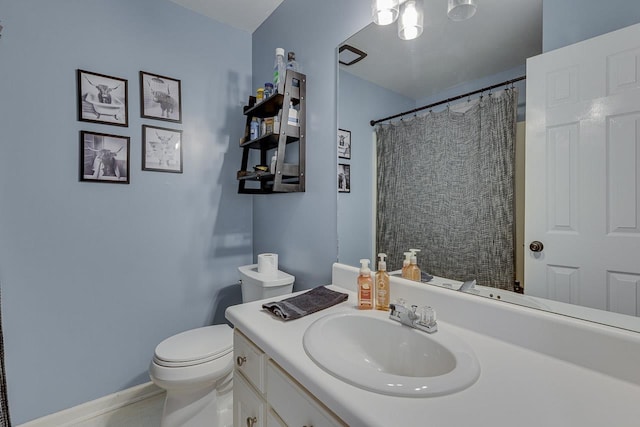409 Cresthaven, Boiling Springs, SC 29316 - full bathroom featuring vanity and a shower with shower curtain