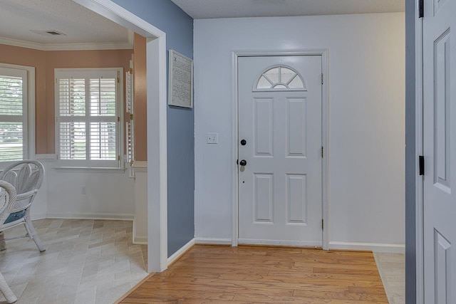 409 Cresthaven, Boiling Springs, SC 29316 - entryway featuring ornamental molding and light wood-style floors