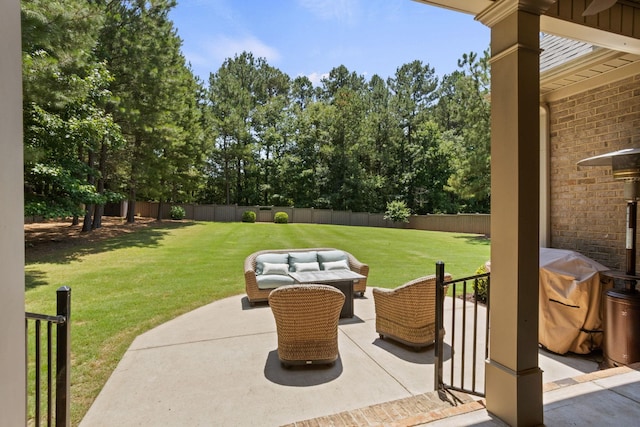 203 Piper Gln, Inman, SC 29349 - fenced backyard featuring a patio area and an outdoor living space