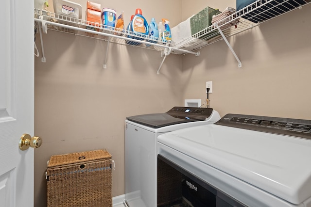 514 Collingsworth, Greenville, SC 29615 - laundry area featuring washing machine and dryer