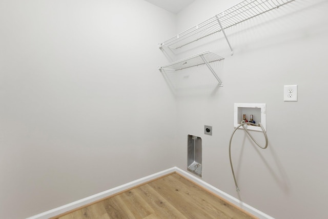 463 Lynnell, Moore, SC 29369 - laundry room with hookup for an electric dryer, light wood-style floors, and hookup for a washing machine