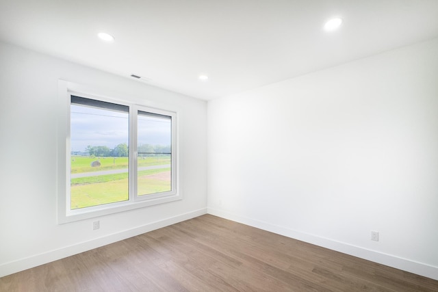 634 N Green Riv, Gaffney, SC 29341 - empty room featuring wood finished floors and recessed lighting