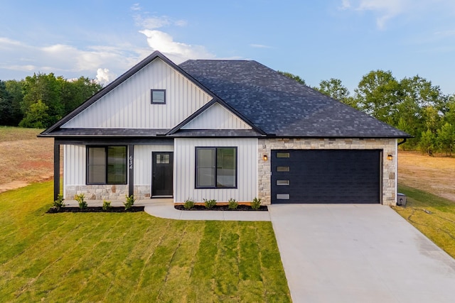 634 N Green Riv, Gaffney, SC 29341 - modern inspired farmhouse with an attached garage, a shingled roof, driveway, and a front yard