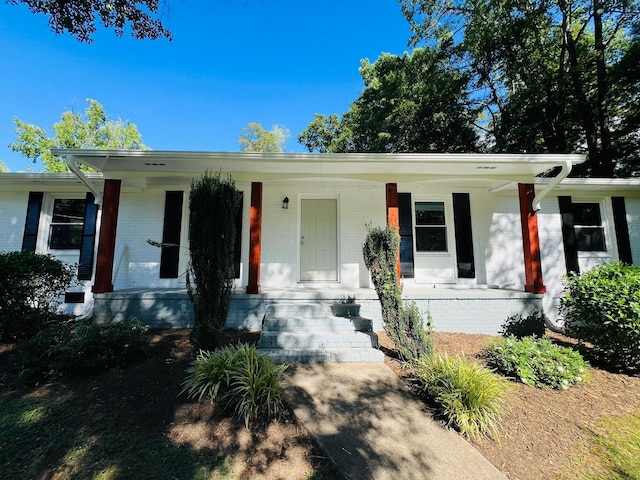 201 Bent Creek Dr, Greer, SC 29650 - ranch-style house with a porch and brick siding