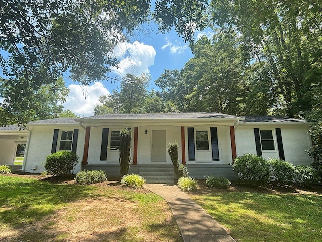 201 Bent Creek Dr, Greer, SC 29650 - single story home with brick siding, a porch, and a front yard