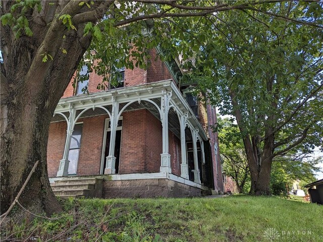 Listing photo 3 for 411 S Limestone St, Springfield OH 45505