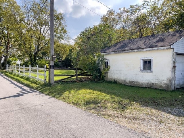 1073 S Main St, Urbana, OH 43078