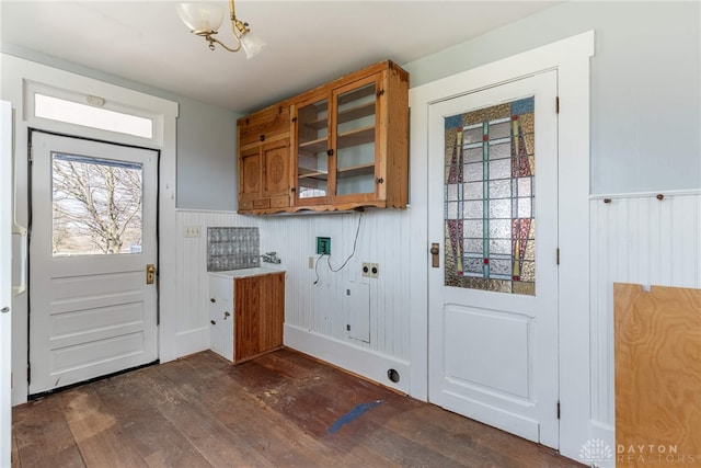 2696 Wilmington Rd, Lebanon, OH 45036 - interior space with an inviting chandelier, dark wood-style floors, and wainscoting