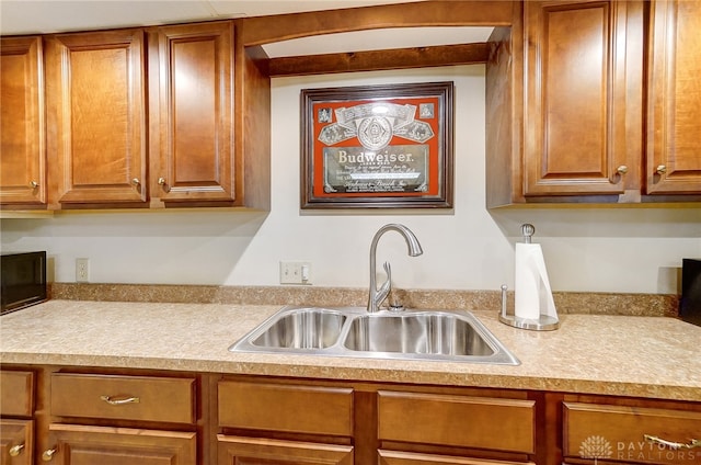 kitchen featuring sink