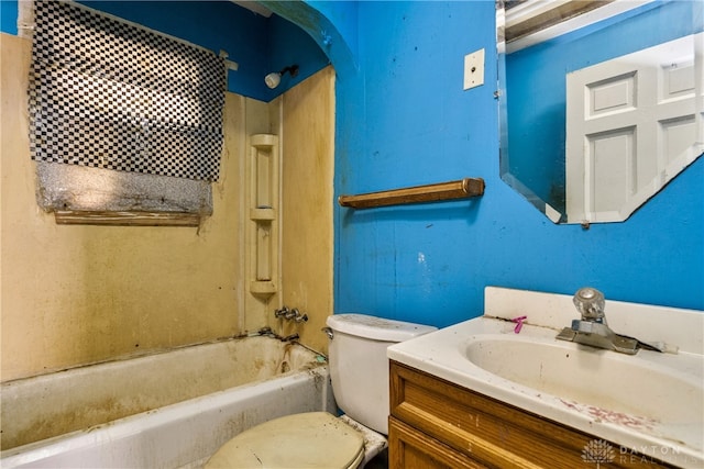 full bathroom featuring shower / washtub combination, toilet, and vanity