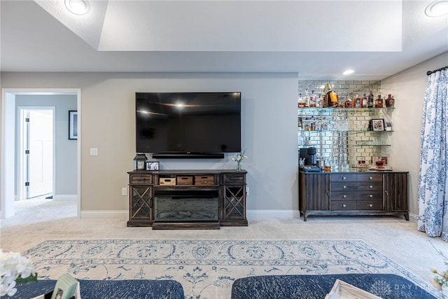 living room with carpet