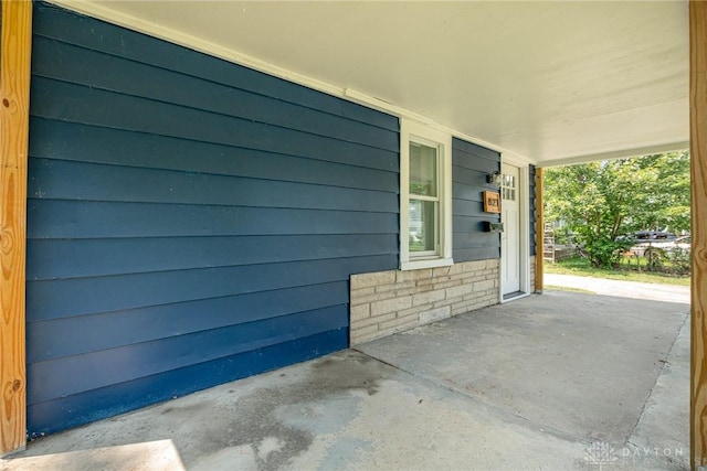 view of patio / terrace with a porch