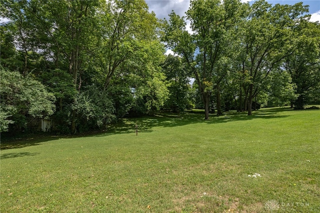 410 S Linden Ave, Miamisburg, OH 45342 - view of yard