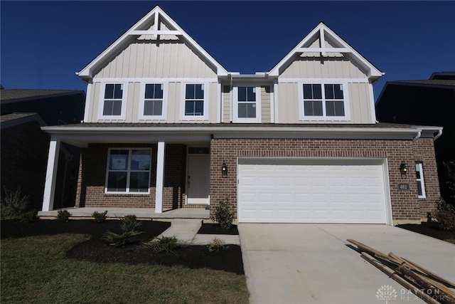 view of front facade featuring a garage and a porch