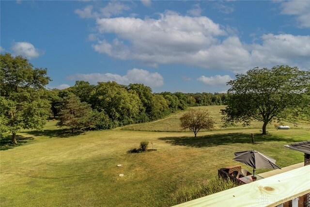 view of community featuring a lawn