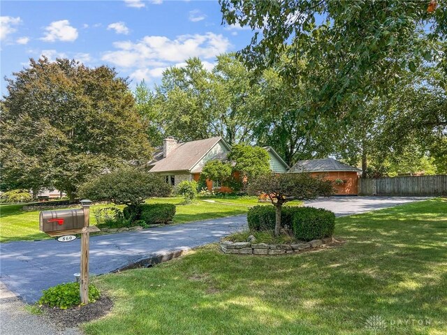 view of front of house with a front yard