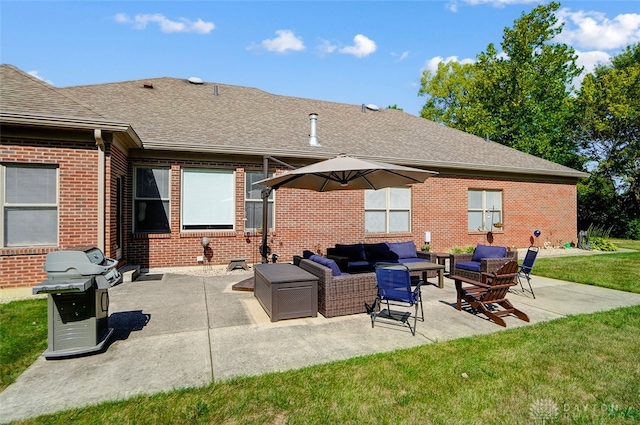 view of patio with outdoor lounge area