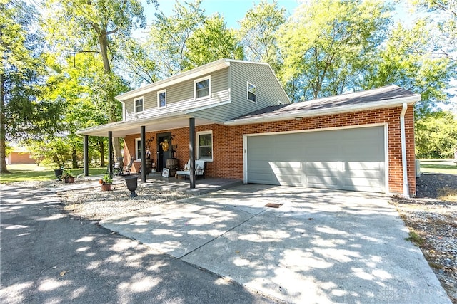 view of front of home featuring a porch