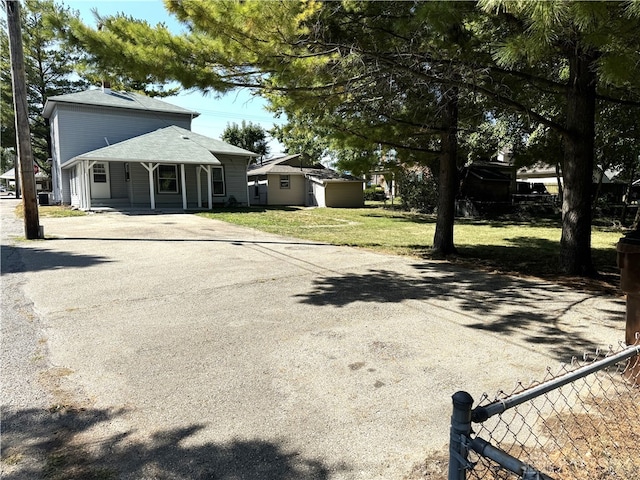 view of front of home with covered porch