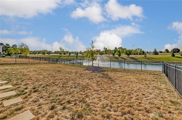 view of yard featuring a water view