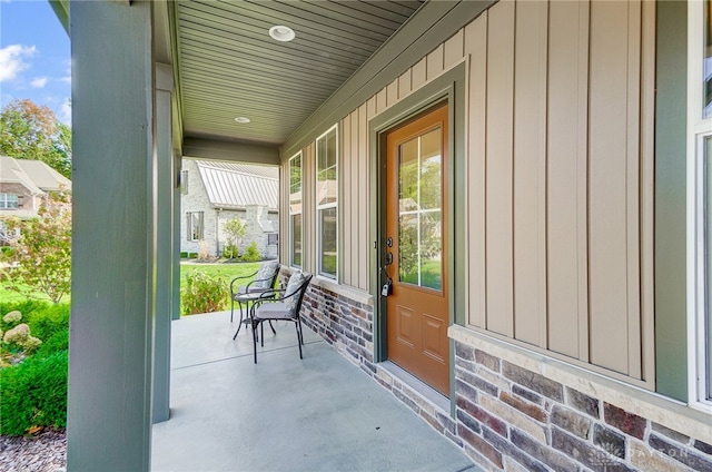 view of patio / terrace featuring covered porch