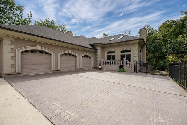 view of front of house featuring a garage