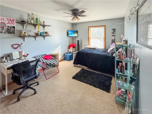 bedroom featuring carpet floors and ceiling fan