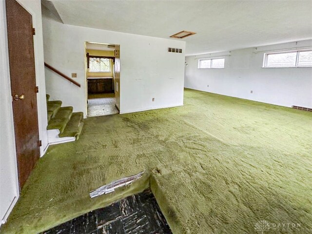 empty room with carpet