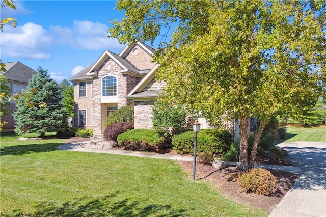 view of front of house featuring a front yard