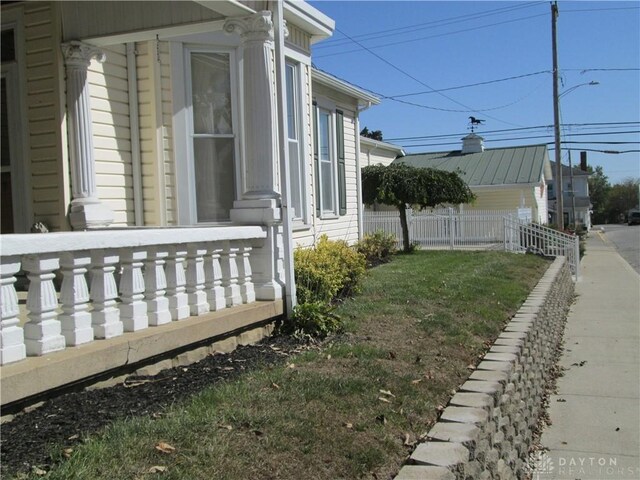 204 N Main St, Lewisburg, OH 45338 - view of side of home