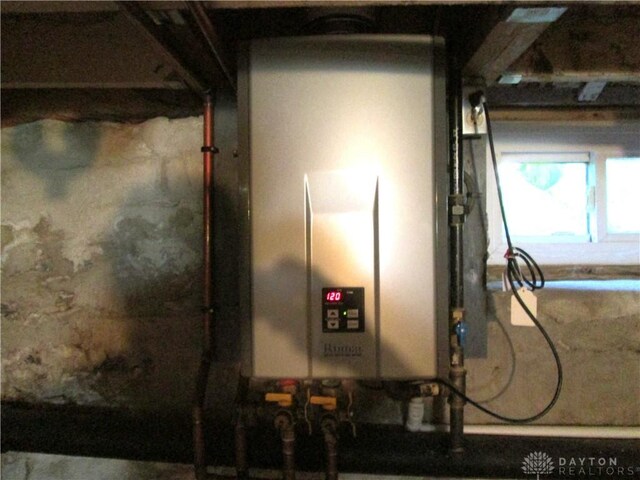 204 N Main St, Lewisburg, OH 45338 - detailed view of tankless water heater