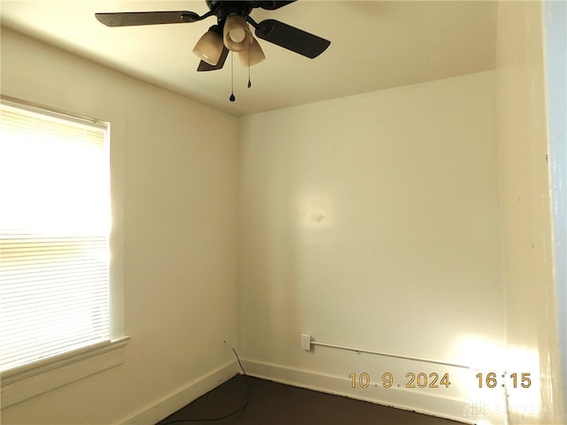 unfurnished room featuring ceiling fan