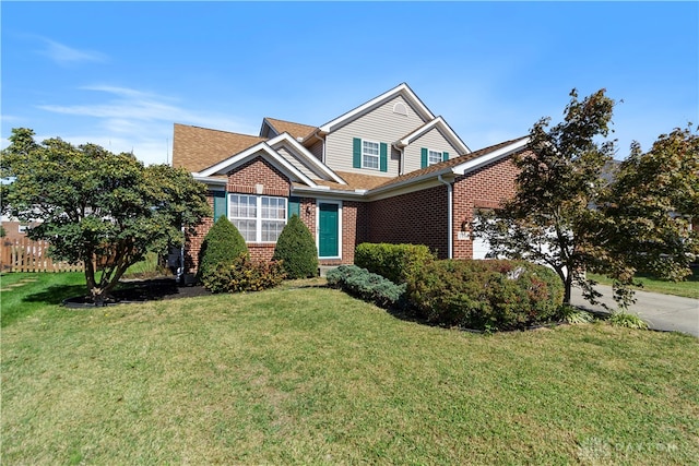 view of front of home with a front lawn