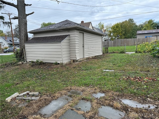 exterior space with a lawn