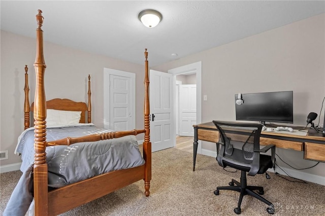 bedroom featuring carpet flooring