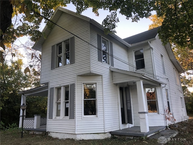 view of front of property with a porch