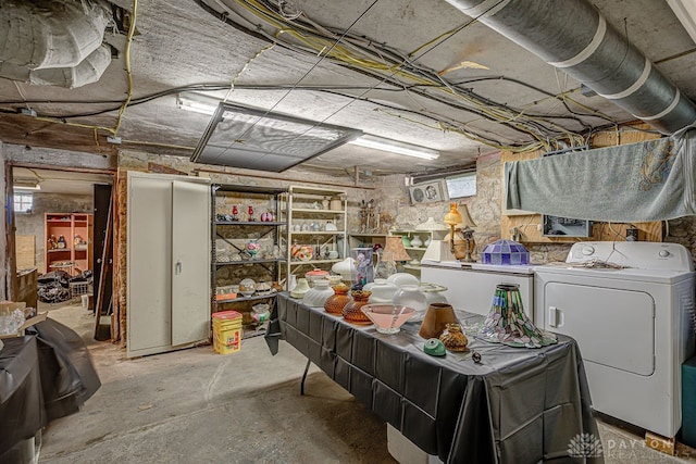 basement with washer / dryer