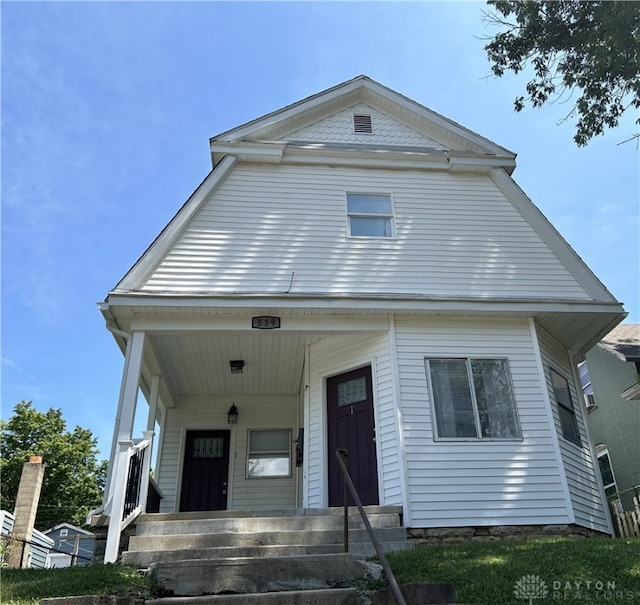 view of front facade with covered porch