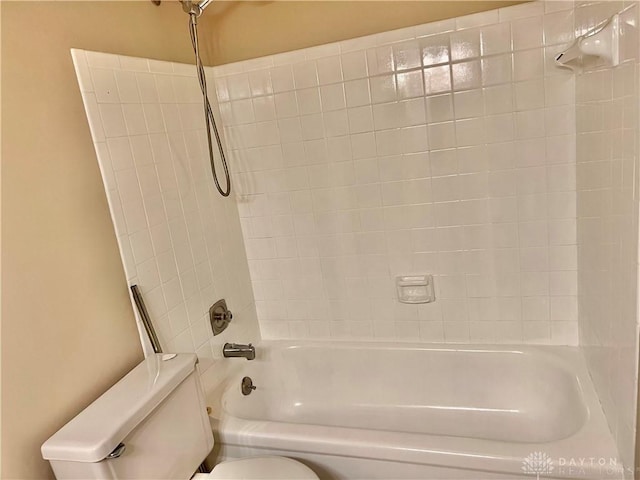 5 Devon Ct, Fairfield, OH 45014 - bathroom featuring toilet and bathing tub / shower combination