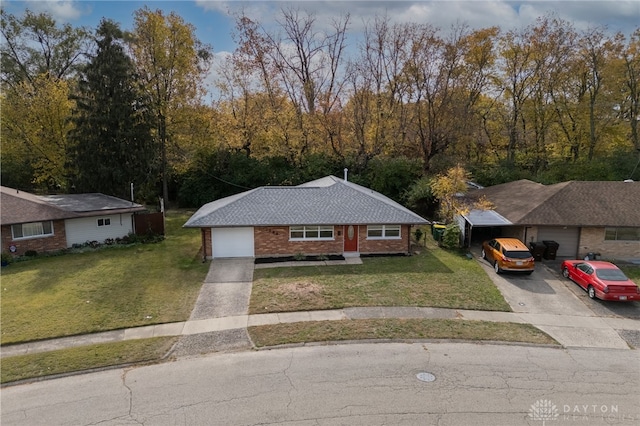 view of front of home with a front lawn