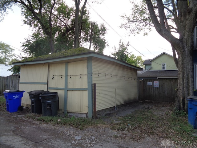 view of outbuilding