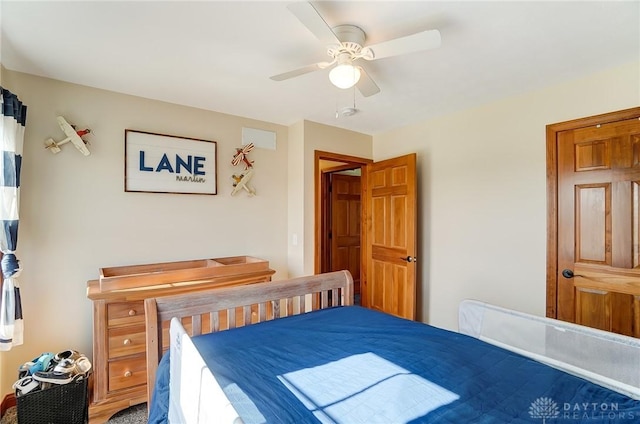 bedroom with ceiling fan