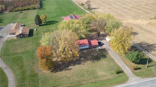 drone / aerial view with a rural view