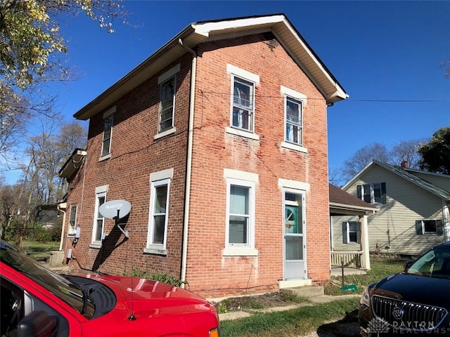 view of side of property